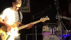 The brother quartet sur la scène Chez Henri