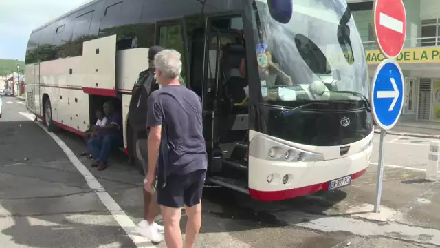 L'équipe de France des  Légendes du Foot à Capesterre