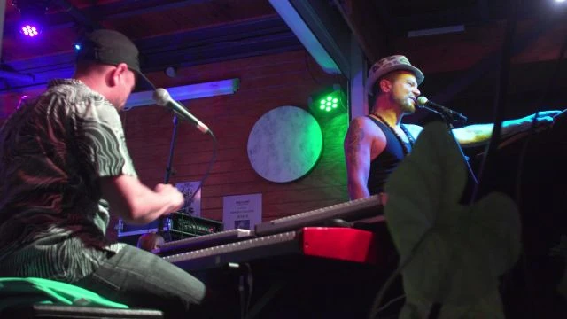 Morik en concert chez Henri une musique locale transcendée