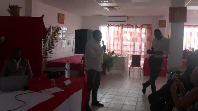 Conférence sur la maladie de Parkinson  à l'HEPAD St Louis